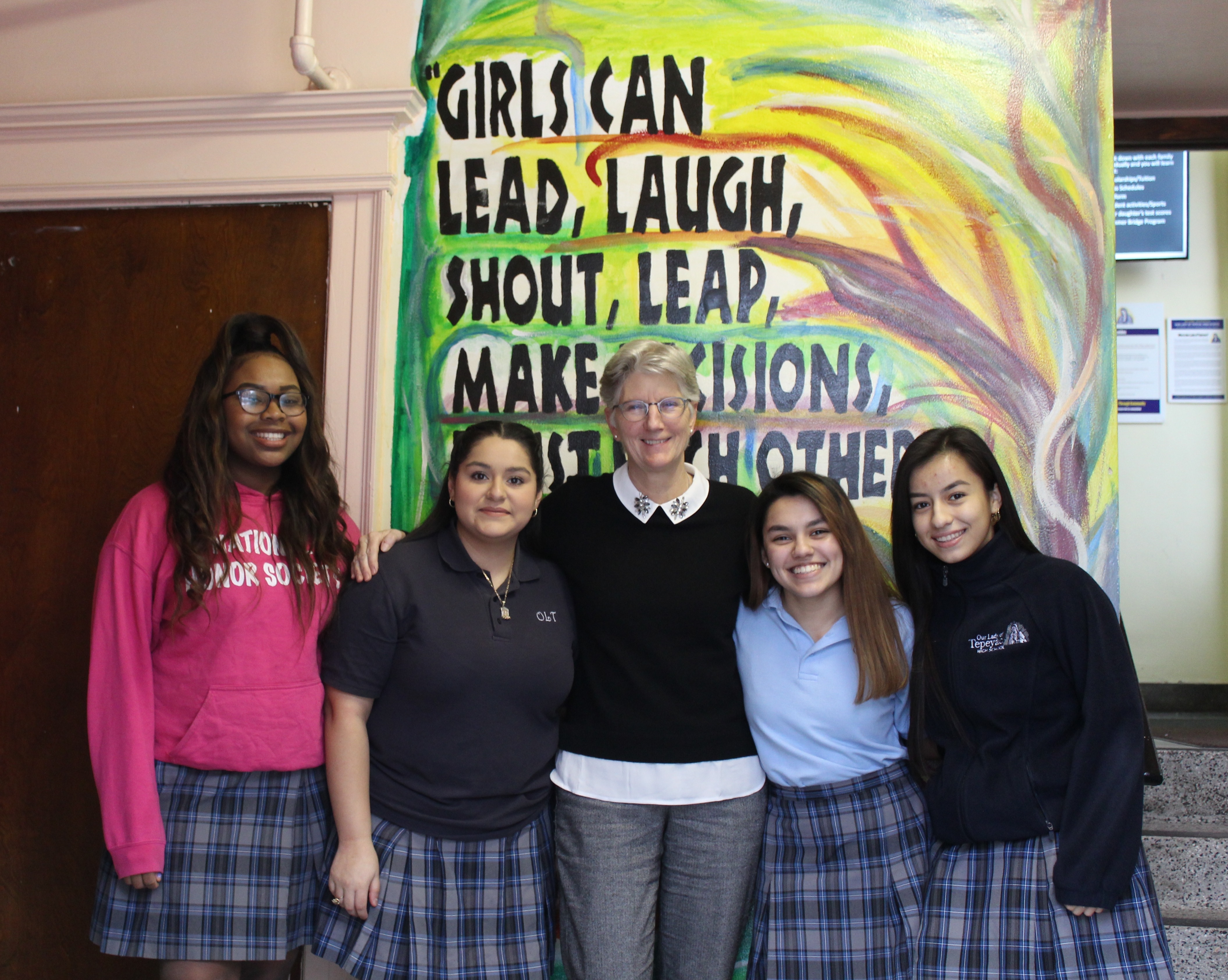 Joni & Tepeyac Girls.JPG